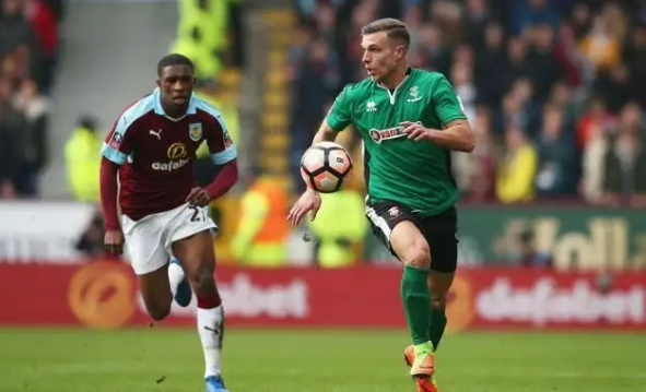 米体：梅努想加盟那不勒斯，麦克托米奈的成功是吸引他的因素